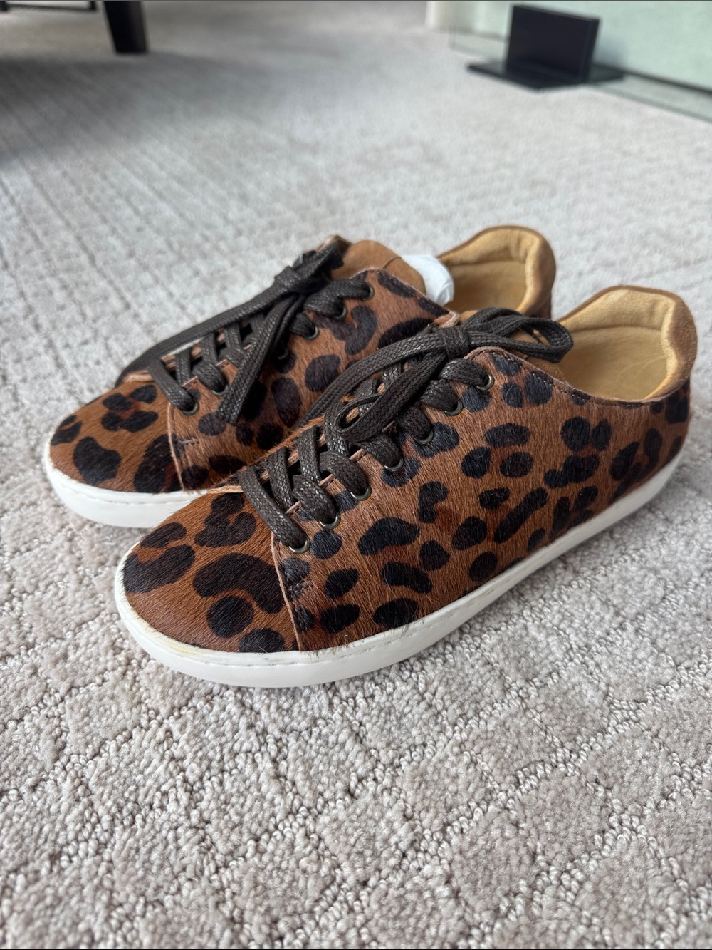 SEZANE Leopard Print Women's pony hair Sneakers - brand new 37 - Picture 5 of 5